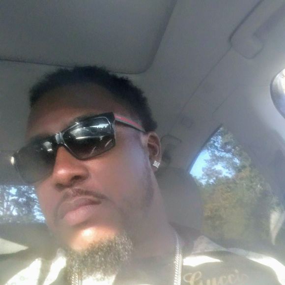 Meet your Posher, Ricky - Picture 1 of 1